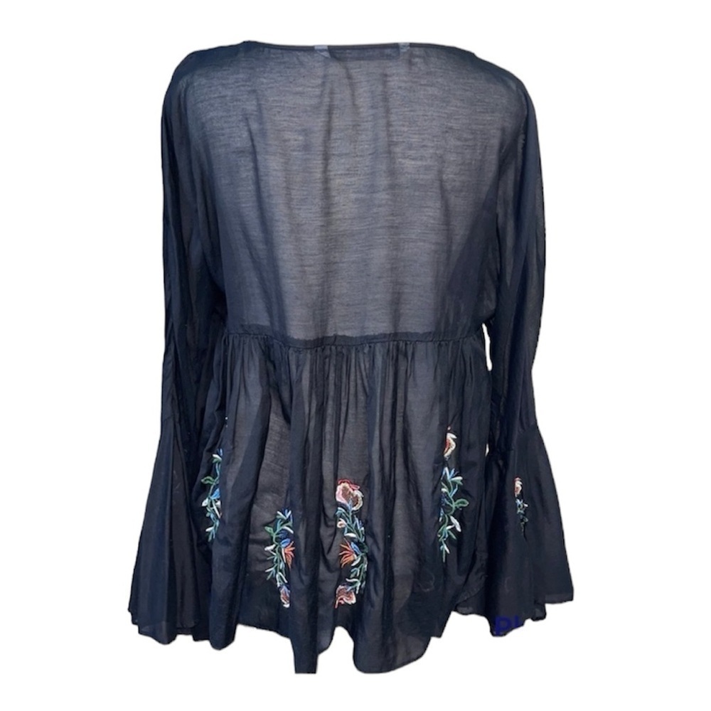ZARA Trafaluc Sheer Black Floral Embroidered Whimsygoth Top Bell Sleeve Size XS - Picture 4 of 7